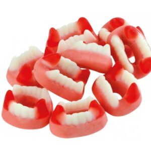 Vampire teeth, a nice sweet candy for your candy bag