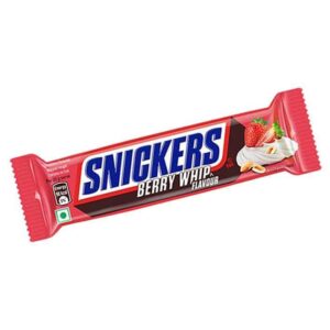 Unieke Snickers smaak uit India met aardbei smaak.